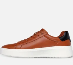 Court Break - Suit Sneaker