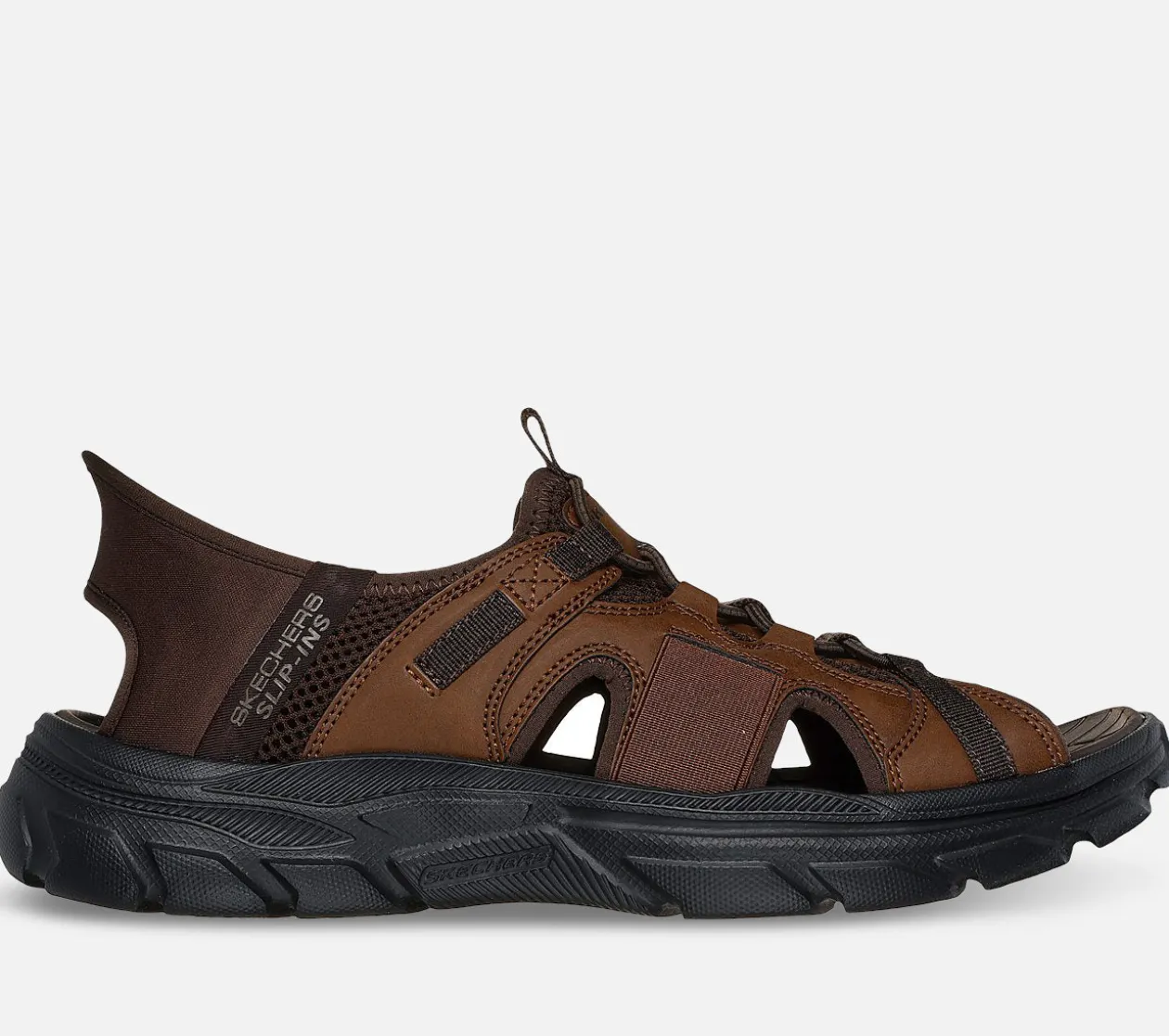 Relaxed Fit: Slip-ins: Revolted – Merrick